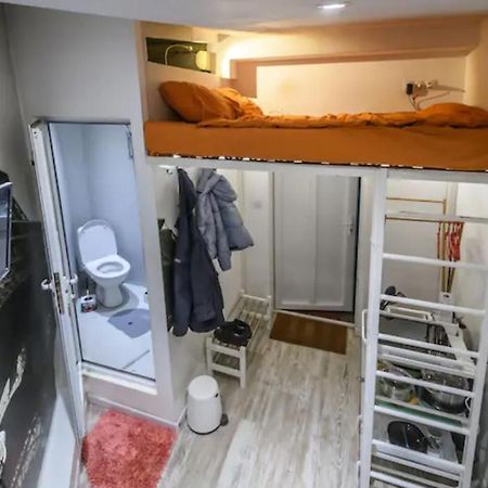 Апартаменти Cozy Loft In The Heart Of Софія Екстер'єр фото